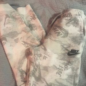 Nike Youth XL Joggers